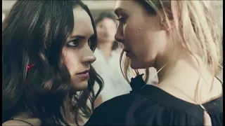 Winona Ryder y Elisabeth Olsen bailan (y de qué forma) para H&M | Elle España