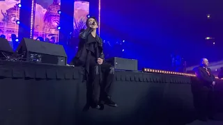 Dimash - The Love of Tired Swans Improvisation with the audience - Dusseldorf, Germany Nov. 30, 2019