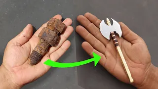 Forging mini Viking War AXE from a RUSTY Bolt