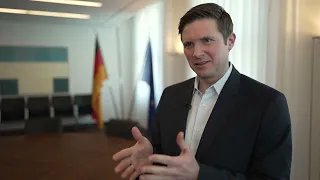 BVK fragt nach: Dr. Florian Toncar, Parlamentarischer Staatssekretär BMF, FDP