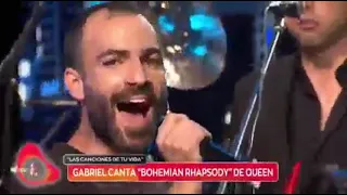 Banda Metrópoli & Gabriel Cañas, tremendo actor y muy buen cantante ! Rapsody Bohemian de Quenn  !