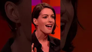 Anne Hathaway's Britney Spears Impression!🔥 #Shorts