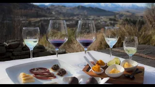 Wine Tasting - Jazz Music