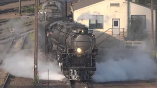Union Pacific Big Boy #4014 Steam Train Navigates Denver Yard, Nice Articulation (9/7/21)