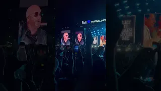 Pitbull rain over me live in Quebec