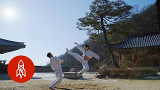 Dancing with Kicks: Mastering the Korean Martial Art of Taekkyeon