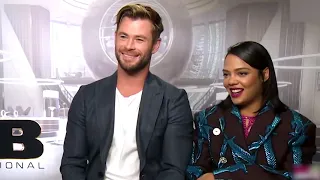 Female Celebrities Being Thirsty For Chris Hemsworth ON LIVE TV!