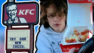 I Tried KFC's CHIZZA!? (Chicken + Pizza)