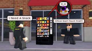 Fake Vending Machine VS Cops￼.. He Thought It Was Real.. (Roblox)