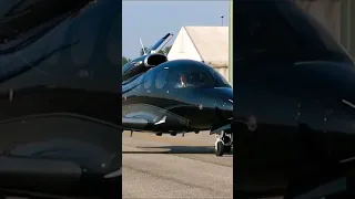 Amazing Total Black Cirrus SF50 G2 Vision Jet Private Jet Taxi in PMF Italy 🇮🇹 Weird Airplanes