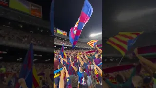 😍 Así se escucha el cántico “Un dia de partit” desde la grada del Camp Nou