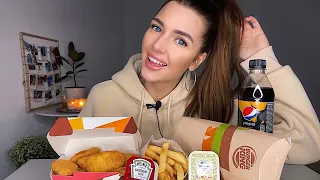 ЖУТКИЕ ВОСПОМИНАНИЯ🥶  МУКБАНГ БУРГЕР КИНГ цезарь ролл наггетсы MUKBANG burger king roll nuggets