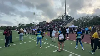 Young Audience marching into beat the leap battle of the band 2023