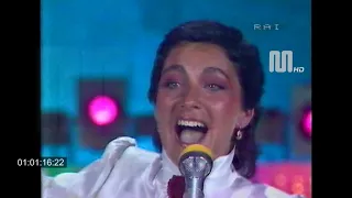 1981 Rai Rete1 Sanremo 81  Ricchi e Poveri "sarà perchè ti amo"