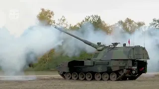 Invincible PzH 2000 the German Howitzer - reported from Summer Ukraine, and more  (July 2022)