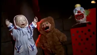 Todas las Muertes de Puppet Master vs Demonic Toys  (2004)