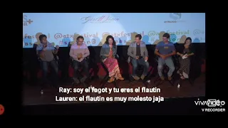 Lauren Graham, Ray Romano & Peter Krause hablando de los guíones y la improvisación en parenthood