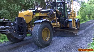 4K| MB Arocs, Volvo FMX 500 & CAT 140M3 Working On A Gravel Road