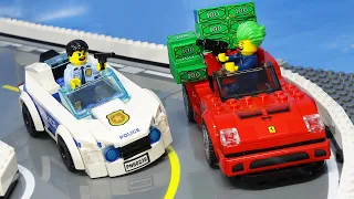 SUPER Police Car Chasing Robbery Car - LEGO Police Car Transformer