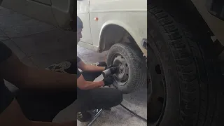 Breaking the aid bead and its life risks and the abnormal sound of the shocking customer's springs