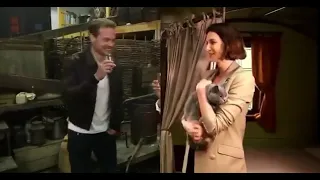 Behind the Scenes Outlander Season 5 - Caitriona Balfe and Sam Heughan with Ginger Zee (and Adso!)