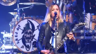 Halestorm - "Sick Individual" (Live in San Diego 10-12-16)