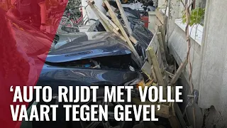 Auto rijdt terras aan gruzelementen op Weesperstraat