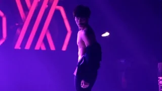 Minho (SHINee) _ ABS SHIRTLESS