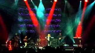 Adil - Ne mogu bez tebe (Skoplje - Live)