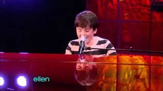 Greyson Chance - Waiting Outside the Lines (Live on Ellen DeGeneres 02-23-2011).mp4