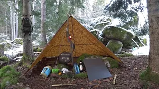 Solo Bushcraft Overnighter deutsch inmitten magischer Felsen mit neuer Ausrüstung 1/2