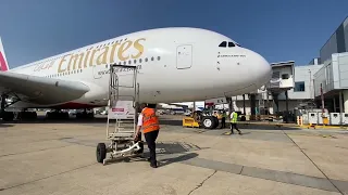 Emirates A380 stand arrival