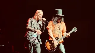 Anastasia -Slash featuring Myles Kennedy  live in Berlin Germany