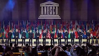 SEVENTEEN UNESCO performance - World, Darling, Headliner, God of music, Together (English ver)