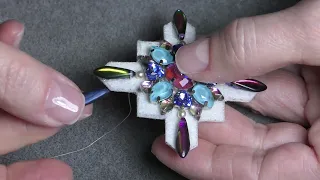 Tutorial: Beaded embroidery. Brooch/ pendant. Брошь/ кулон Орден из бисера и кристаллов.