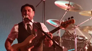 Roger Taylor - Rock It (Prime Jive) with Tyler Warren (Live at Manchester Academy, 03 October 2021)