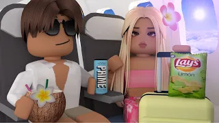 ME AND EZRA GO ON OUR FIRST ROMANTIC GETAWAY! *WATERPARK RESORT* VOICE Roblox Bloxburg Roleplay