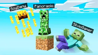 ¡ESTAMOS ATRAPADOS en 1 SOLO BLOQUE CONVERTIDOS en MOBS ! 😱😂MINECRAFT con SILVIOGAMER y SOYDANY