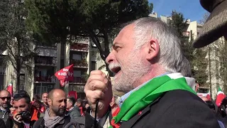 Torre Maura, antifascisti: "No guerre tra ultimi". CasaPound: "Via i rom, vinta battaglia"