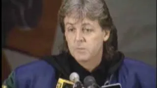 Paul McCartney press conference Toronto 1989 - 3 of 4