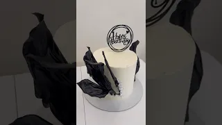 #Shorts Торт на День рождения // Шикарный торт в бело-черных тонах //