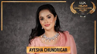 Ayesha Chundrigar of the ACF Animal Rescue receives HUM Women Leaders Award 2021