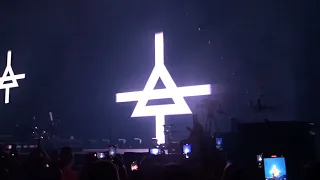 Thirty Seconds To Mars - Intro + Up In The Air Live @ Bratislava 10.5.2024 (seasons world tour)