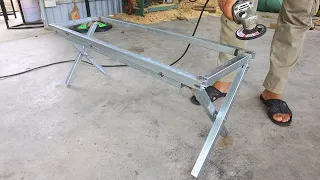 Great idea for a smart craftsman's folding bench / Diy smart metal chair