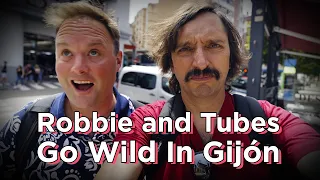 Robbie and Tubes Go Wild In Gijón