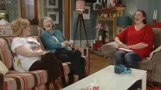 Miranda   S02   Extra 06   Miranda Meets    Patricia Hodge And Miranda's Mum