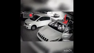 Caught Trying Steal Car 🚘 / Intentando Robar Coche
