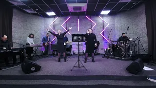 EXIT WORSHIP — Стою / The Stand