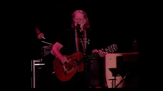 You Don’t Think I’m Funny Anymore - Willie Nelson - 2010 (Live at the Greek Theatre)