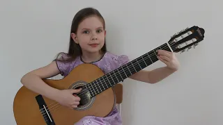 Цыганочка.  Гитара.  Дети играют.  Girl playing guitar.